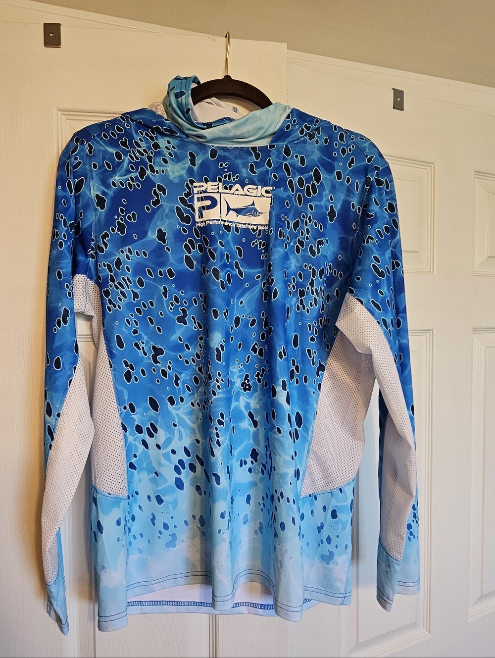 Pelagic Exo-Tech Hooded Shirt Women's Size Large